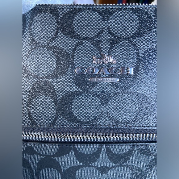 🏷️ COACH BLACK BAG~BRAND NEW WITH TAGS AND INSIDE SHIPPING BAG! - Picture 3 of 11